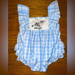 Three Sisters Cow Bubble